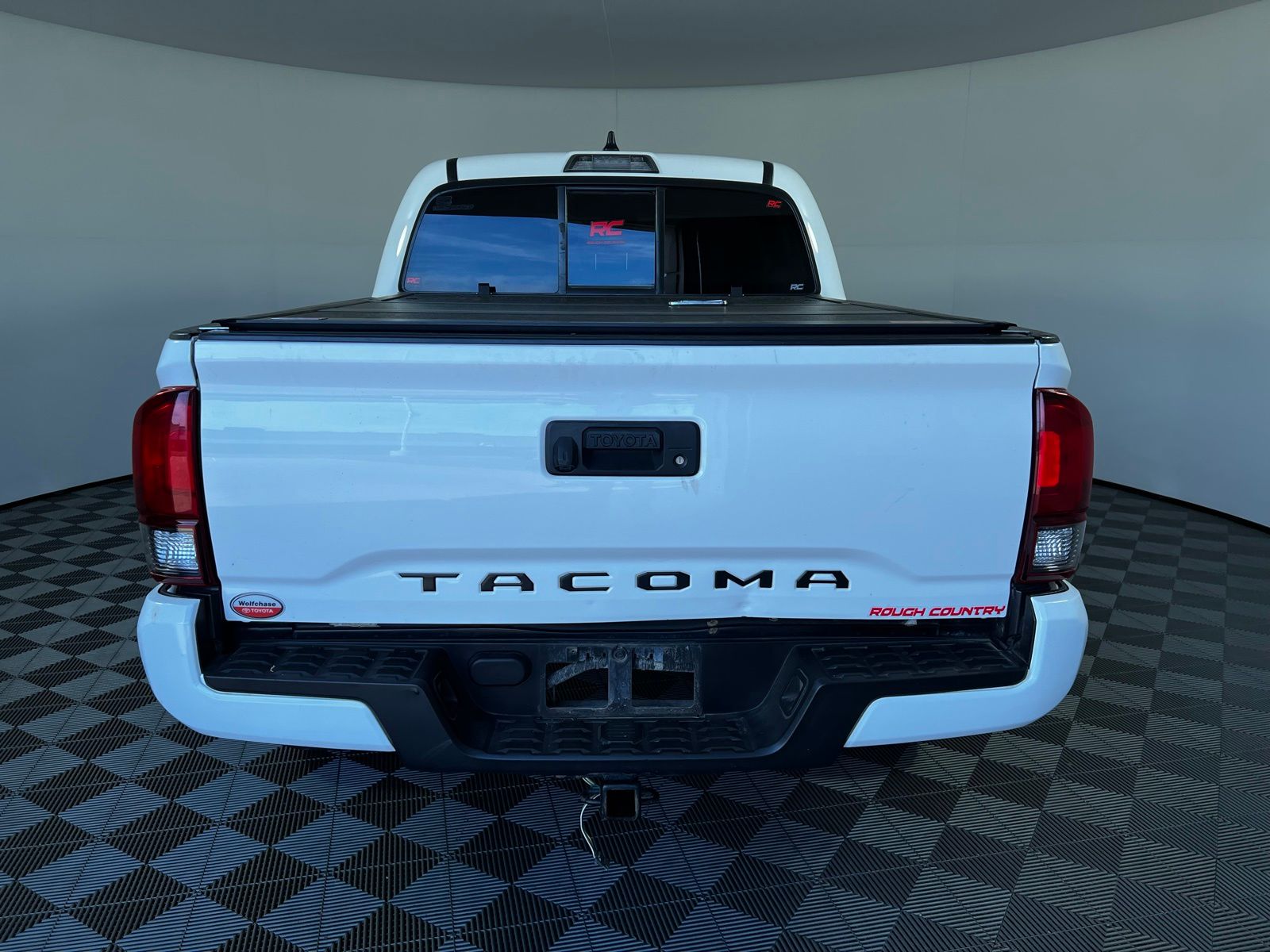 Thumbnail: 2021 Toyota Tacoma - 6