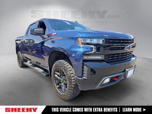 Blue Metallic 2022 Chevrolet Silverado 1500 LT Trail Boss Crew Cab 4WD Pickup Truck Four-Wheel Drive Automatic