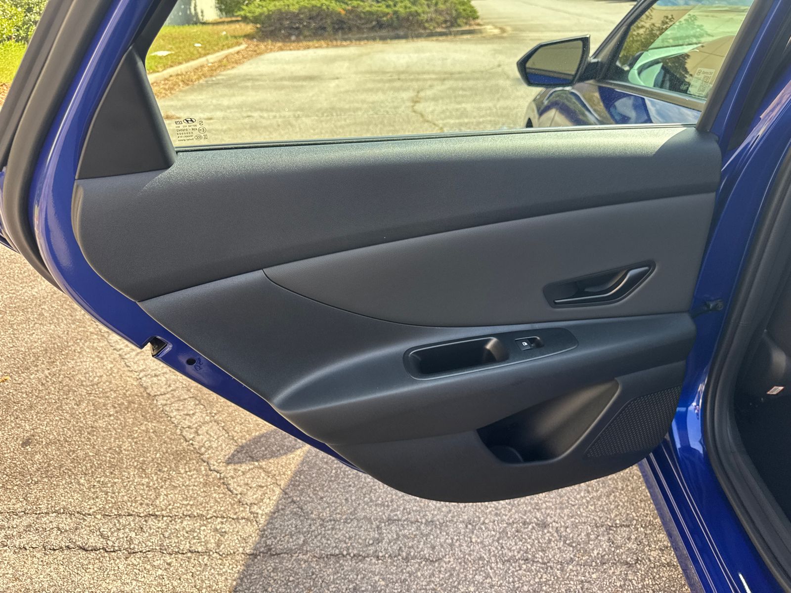 Certified Used 2025 Blue Hyundai SEL Sport image 21