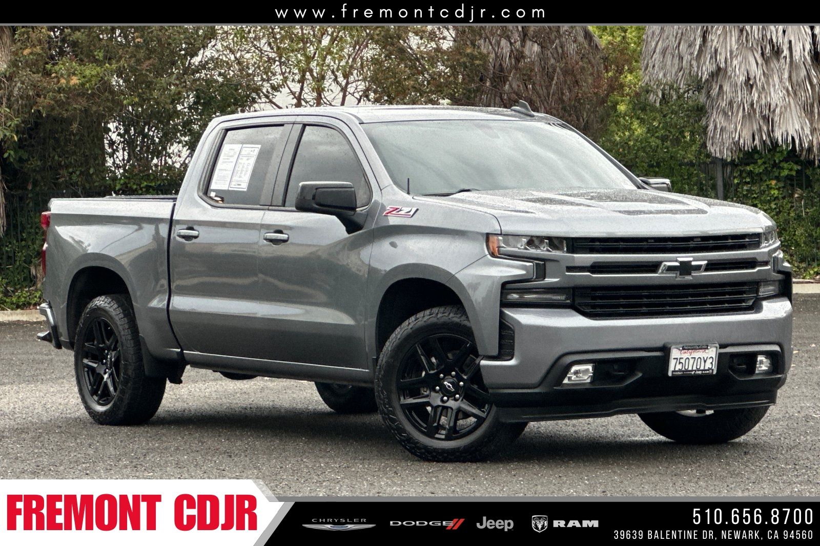 Gray (Satin Steel Metallic) 2022 Chevrolet Silverado 1500 RST Crew Cab 4WD Pickup Truck Four-Wheel Drive 8-Speed Automatic