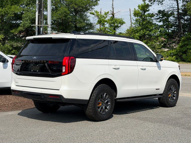 New 2025 Star White Metallic Tri-Coat Ford Tremor image 5