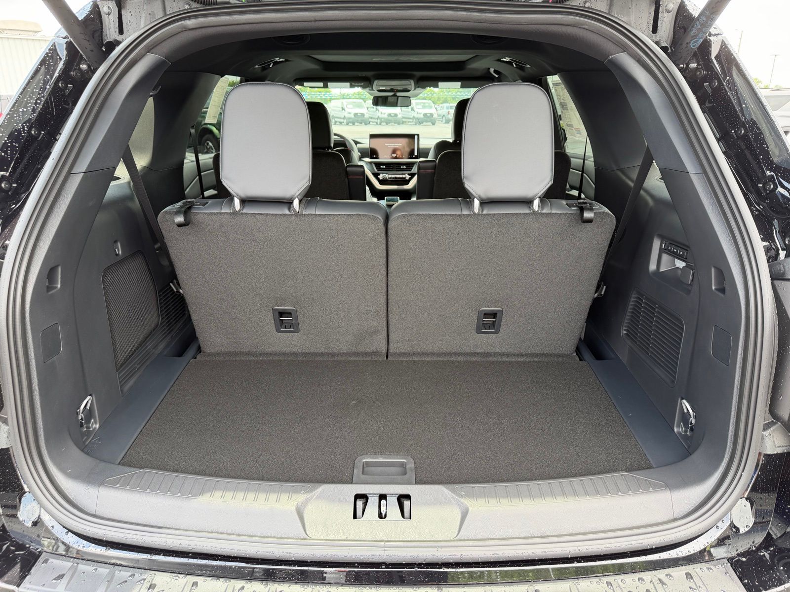 2026 Ford Explorer image 11