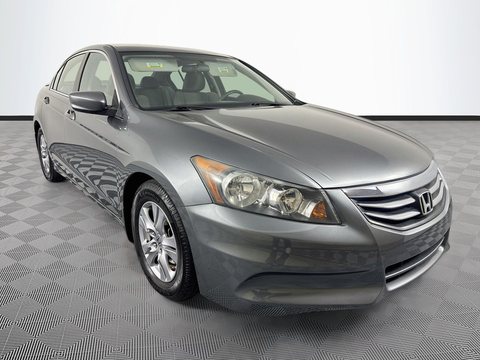 Gray 2012 Honda Accord Sedan Front-Wheel Drive 5-Speed Automatic Overdrive