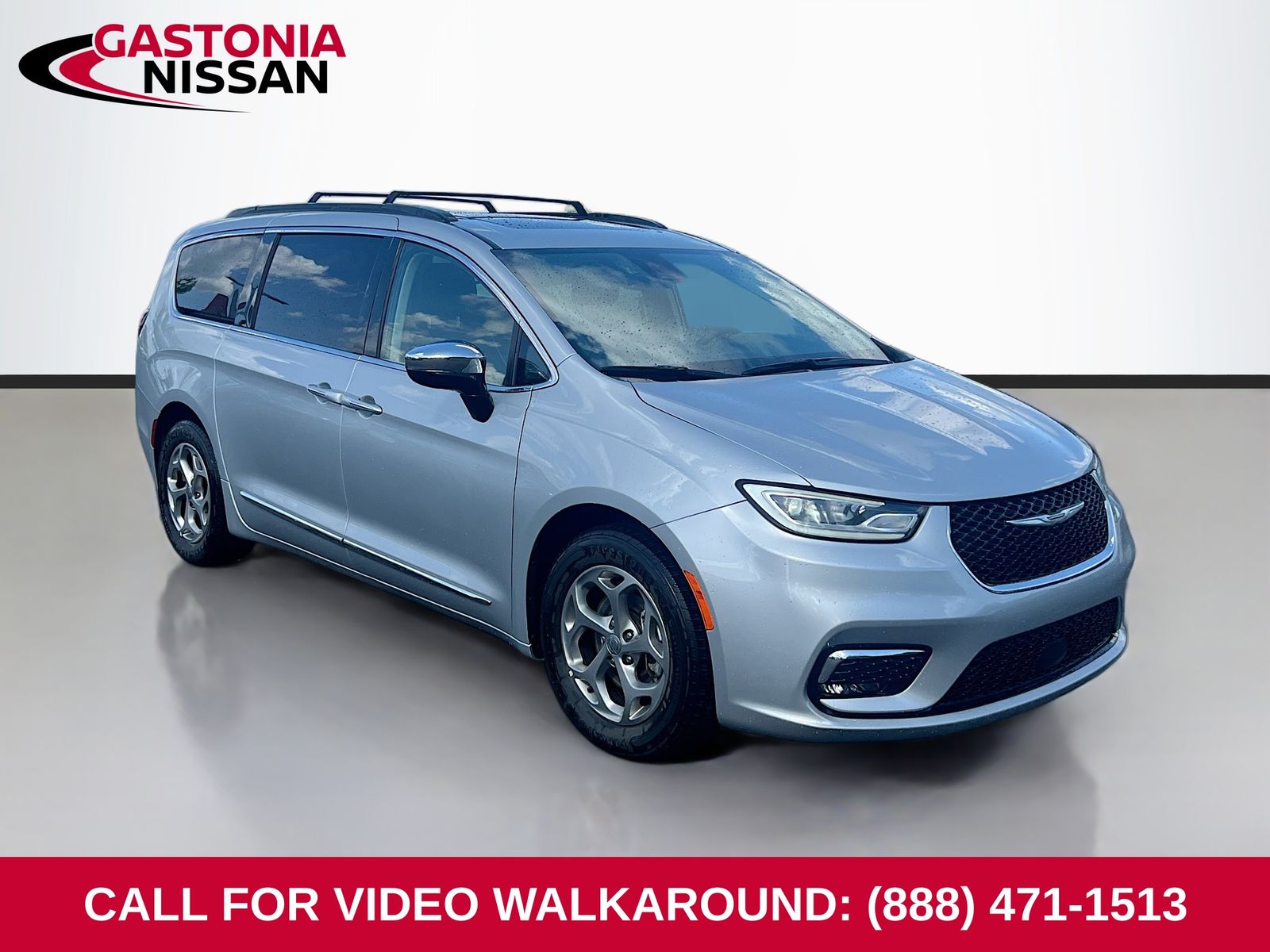 Silver Mist Clearcoat 2023 Chrysler Pacifica Limited FWD Minivan Front-Wheel Drive 9-Speed Automatic