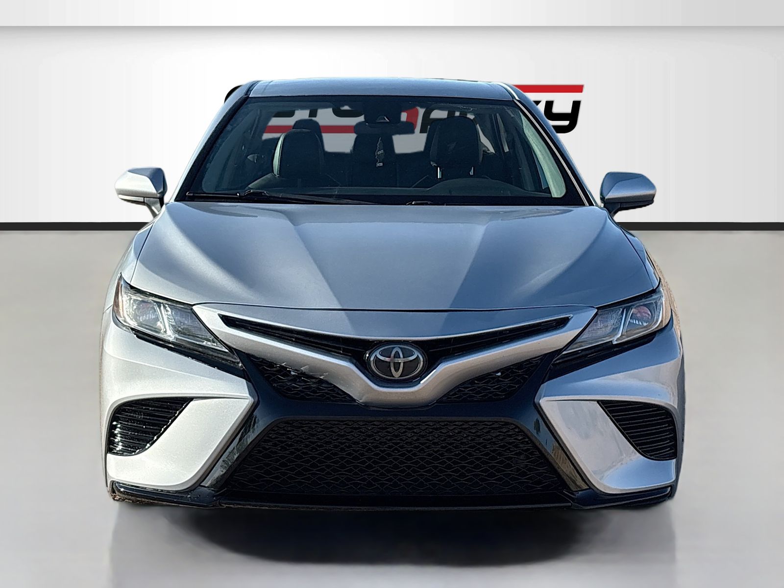Used 2020 Silver Toyota SE image 2