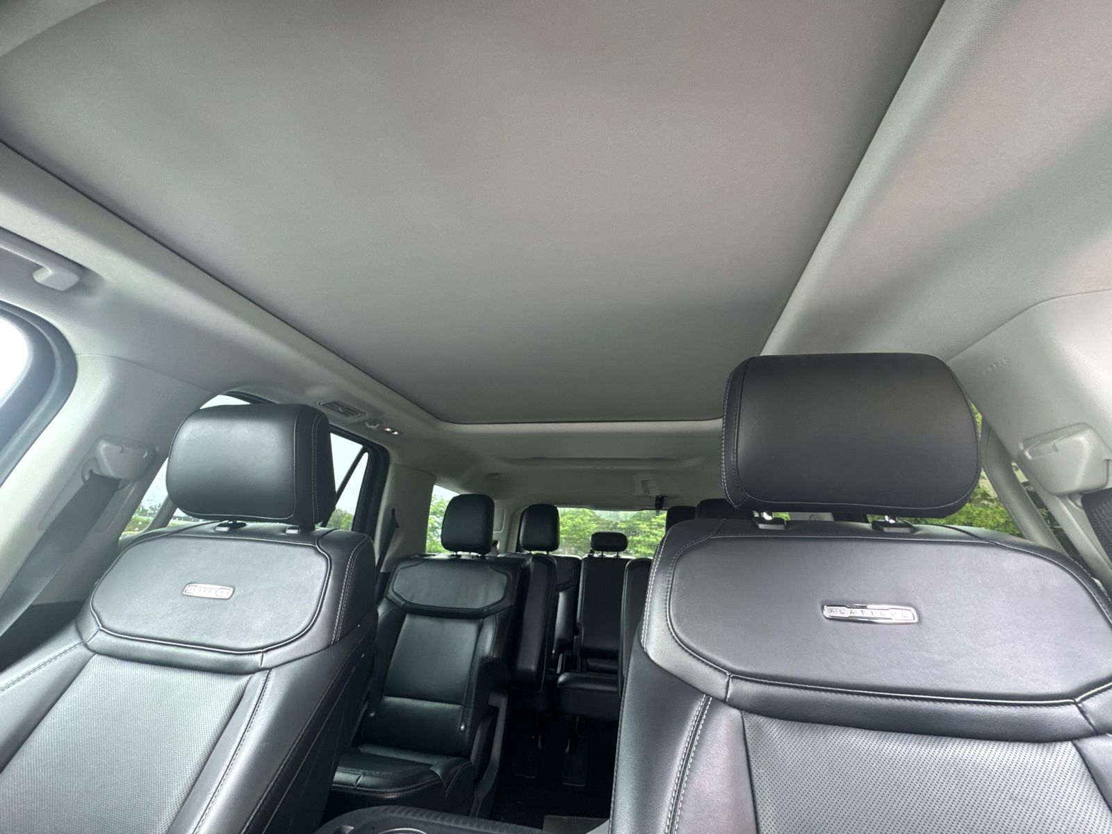 Used 2025 White Ford Platinum image 31