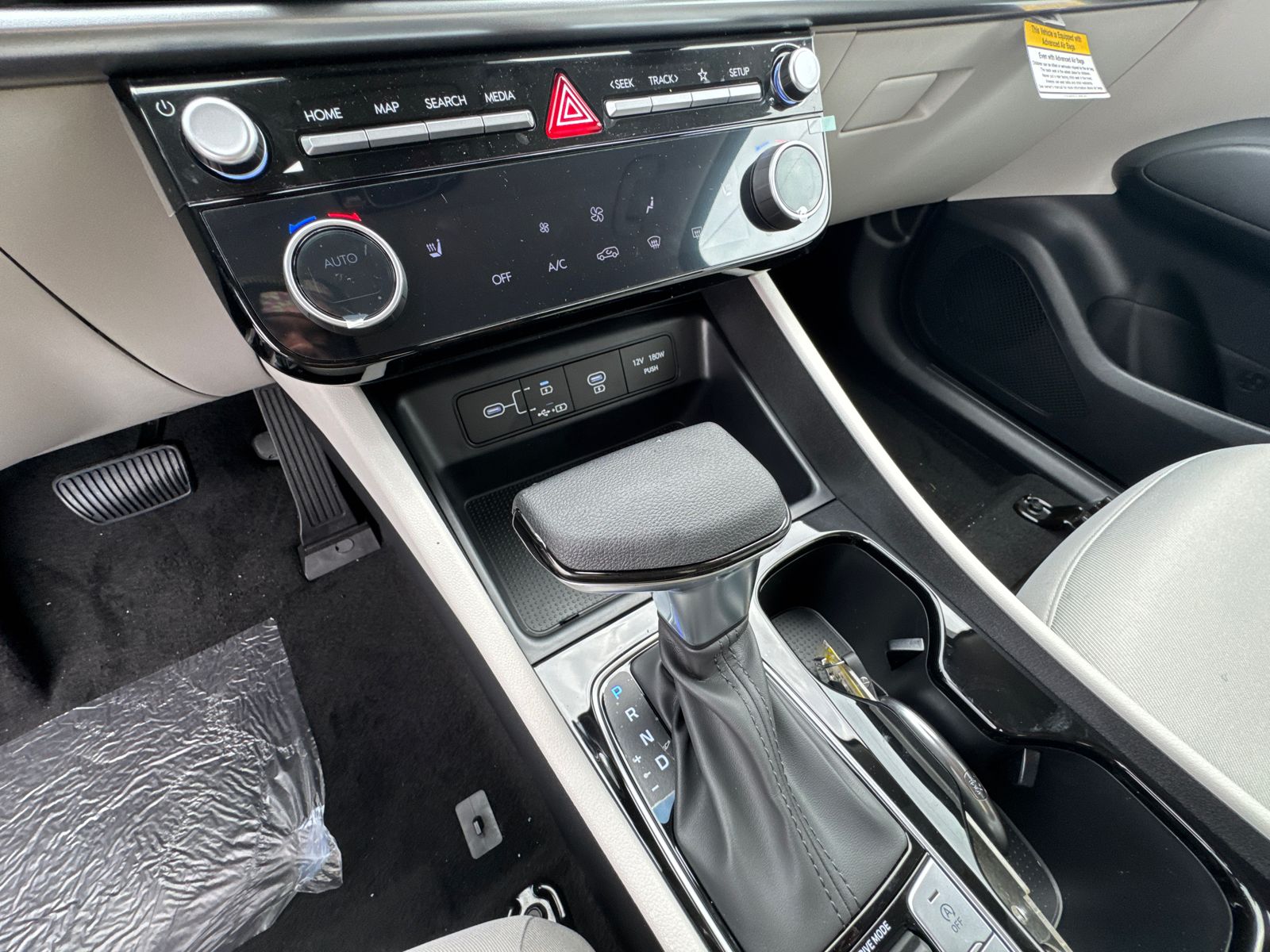 New 2026 Gray Hyundai SEL image 32