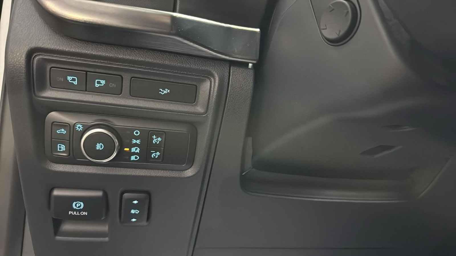 Used Car 2022 Ford F-150  Lariat For Sale Under $40,000 In Austin, Texas