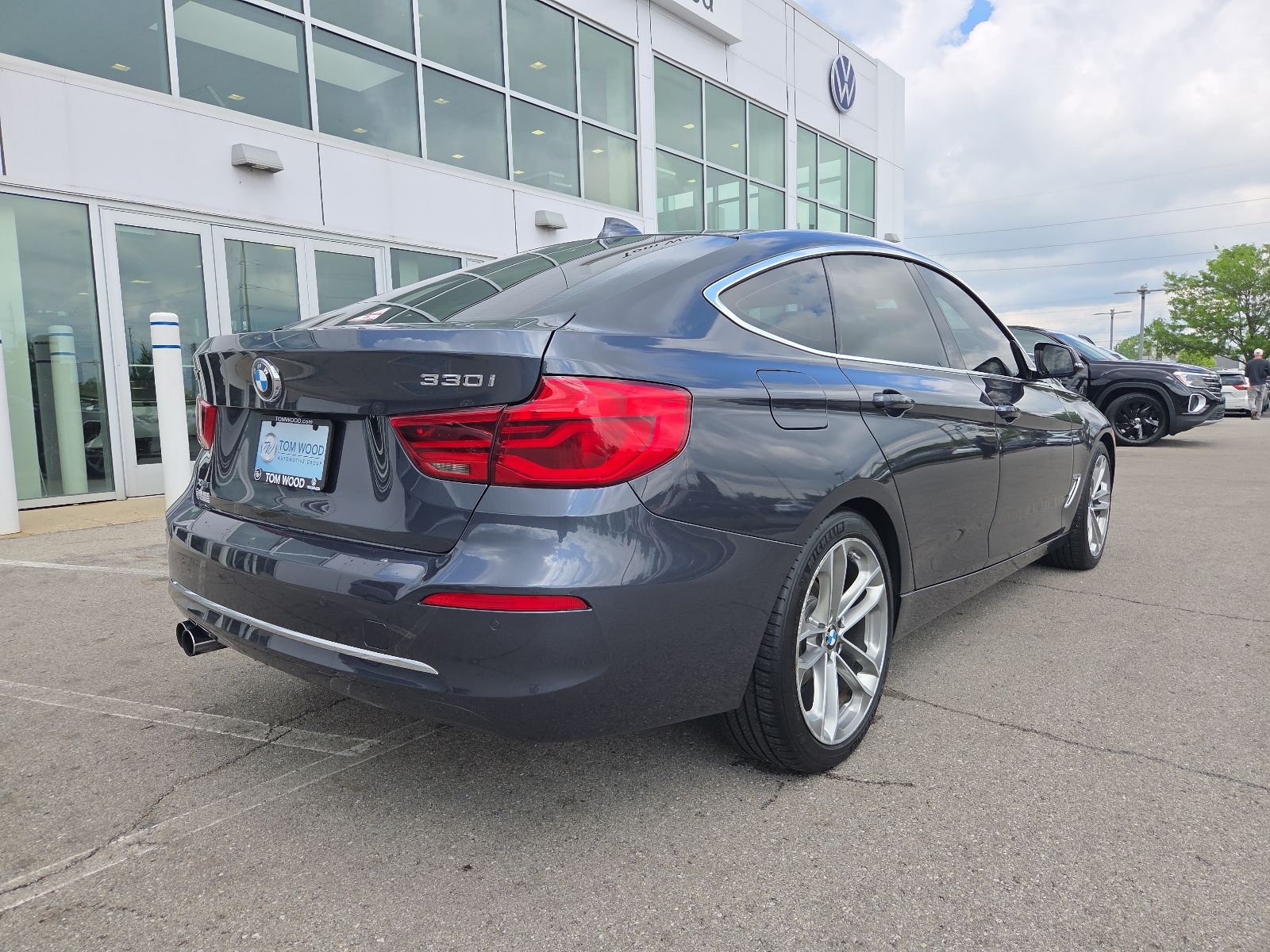 used 2017 BMW 3-Series car, priced at $11,342