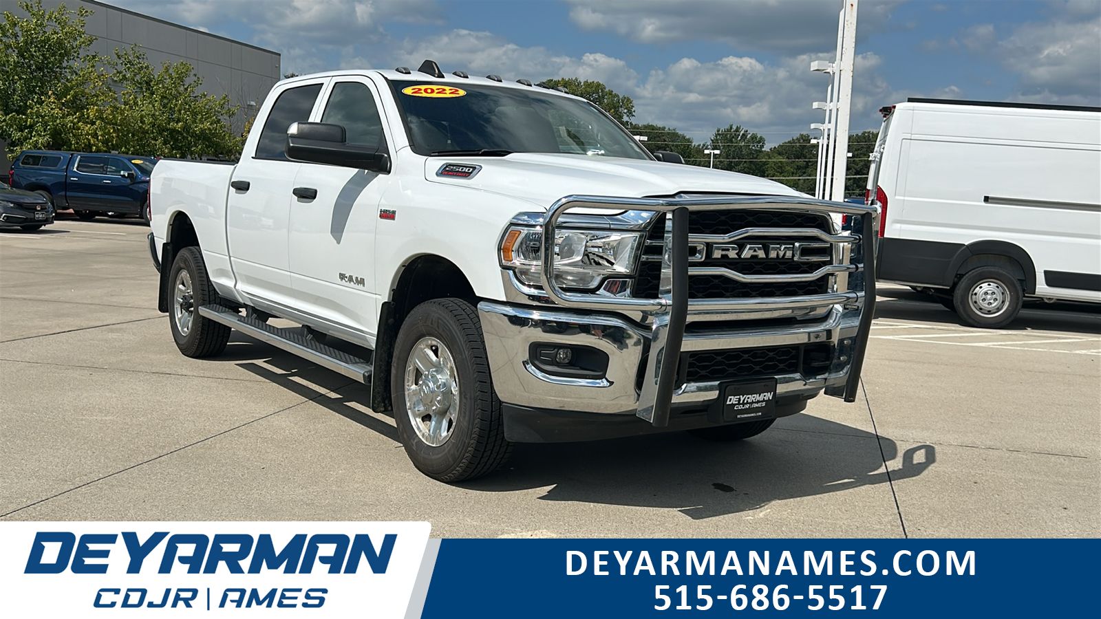 Bright White Clearcoat 2022 RAM 2500 Pickup Truck Four-Wheel Drive 8-Speed Automatic