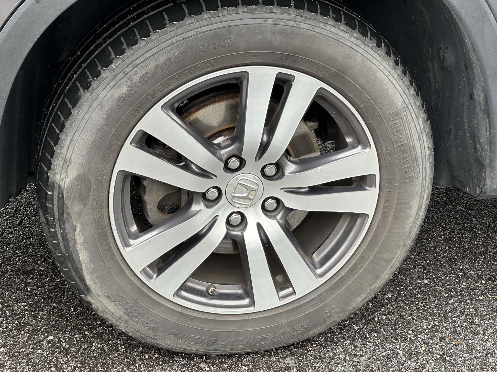 Used 2017  Honda EX-L image 27