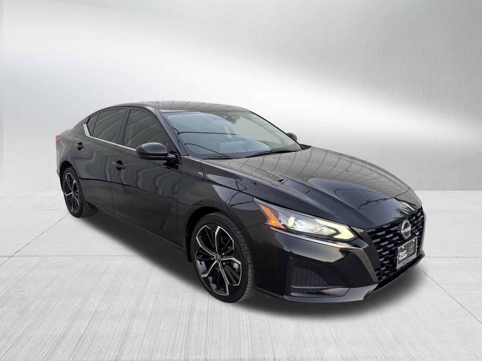 Used Car 2023 Nissan Altima  2.5 Sr For Sale Under $25,000 In Austin, Texas