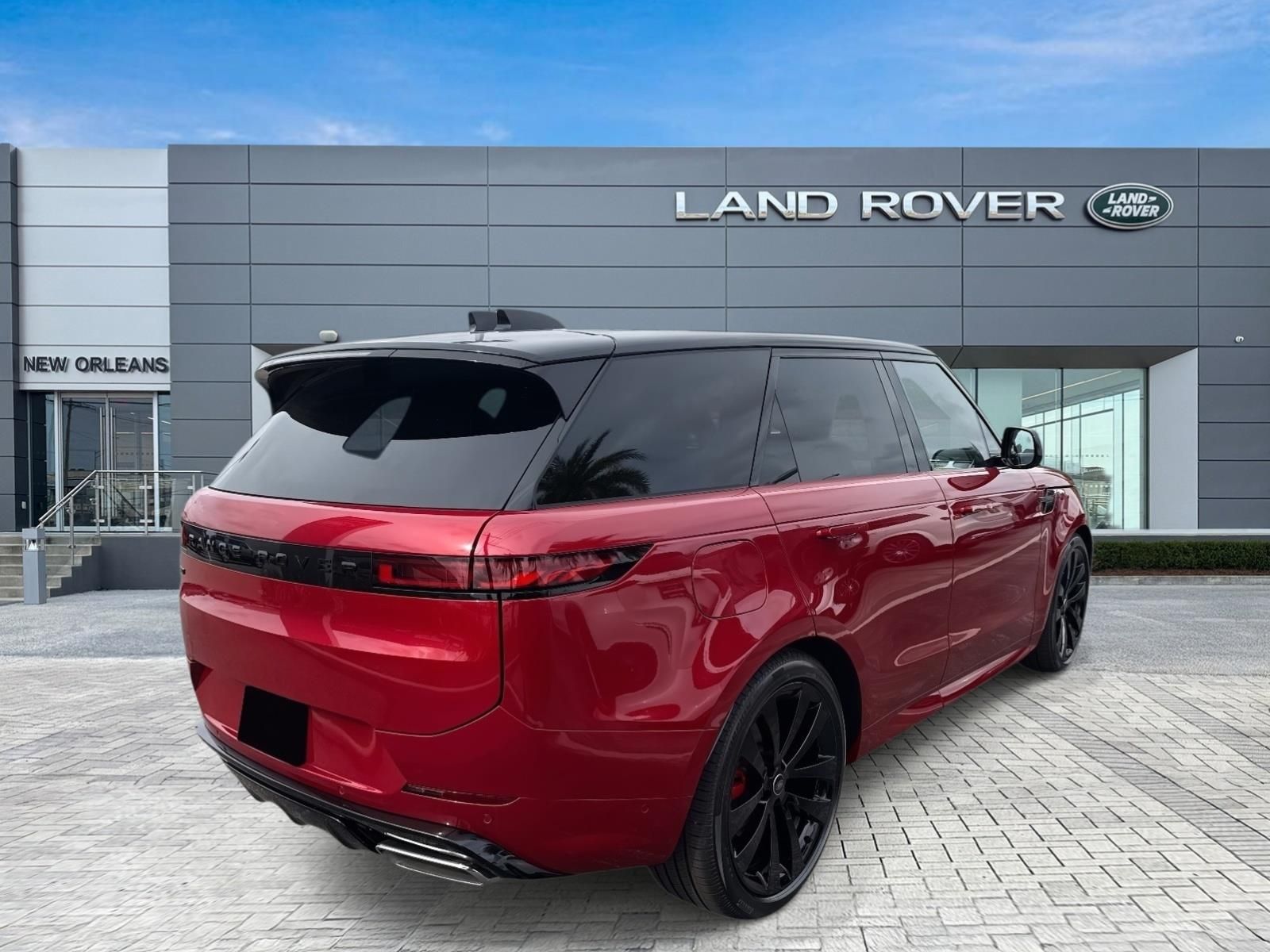 View vehicle photo 5