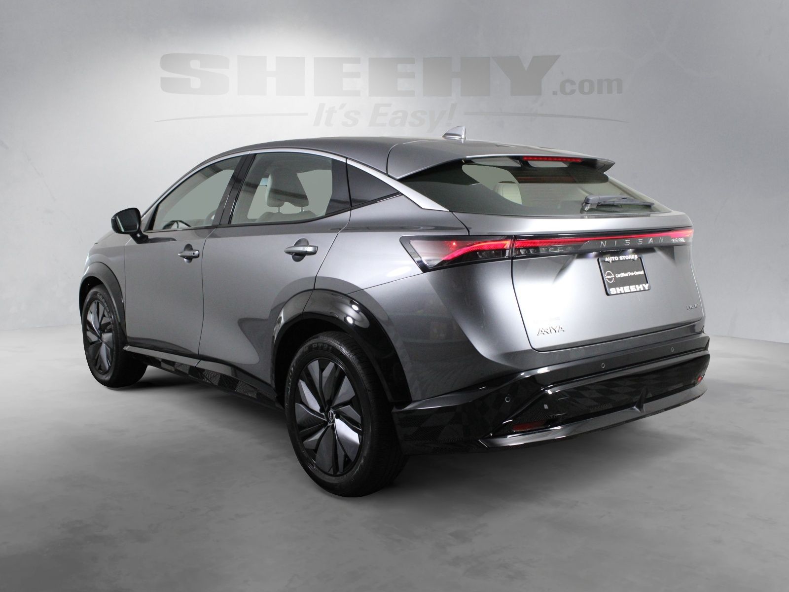 Used 2023 Gray Nissan EVOLVE+ image 12