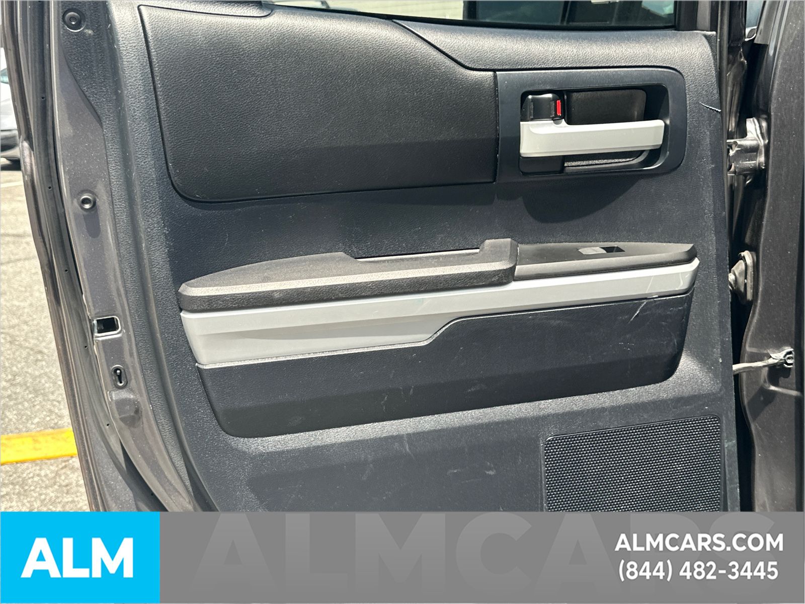 Used 2015 Gray Toyota SR5 image 24