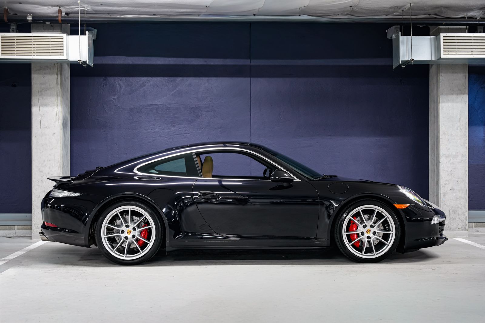 2015 Porsche 911 Carrera 4S — photo 2