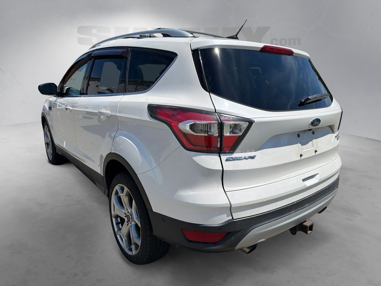 Used 2017 White Platinum Clearcoat Metallic Ford Titanium image 14