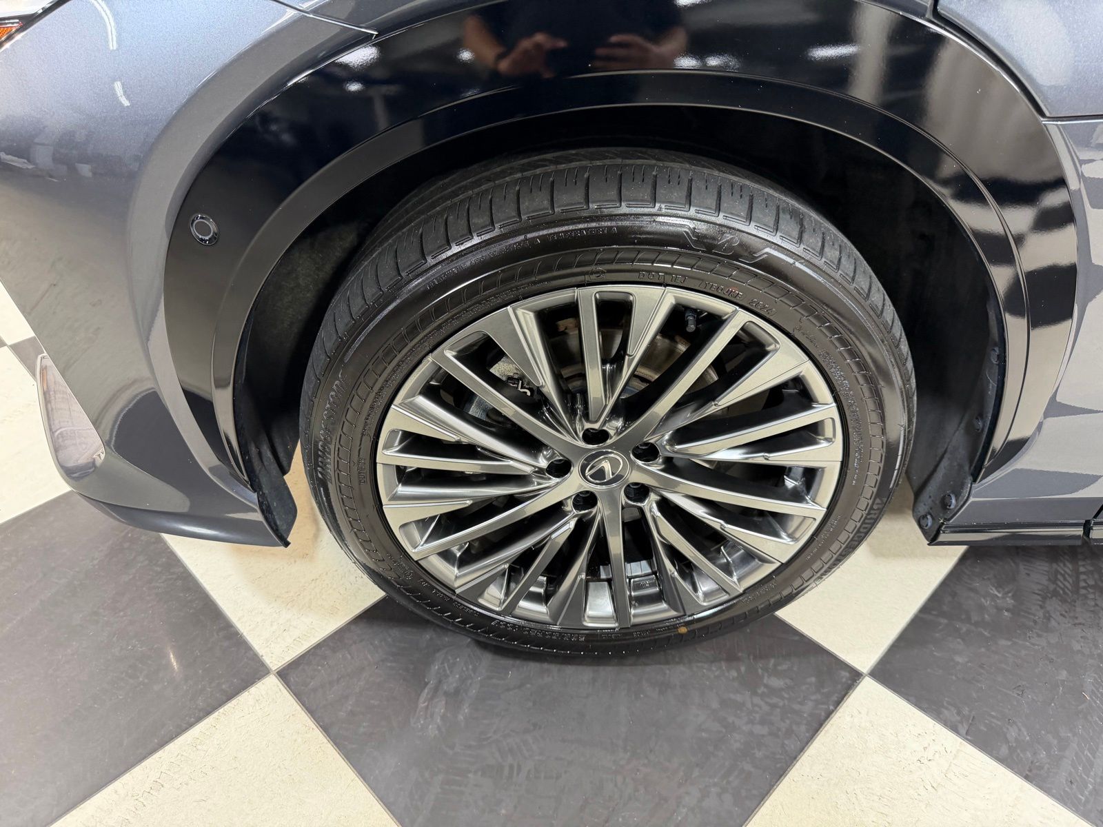Used 2023 Gray Lexus 450e Luxury image 9