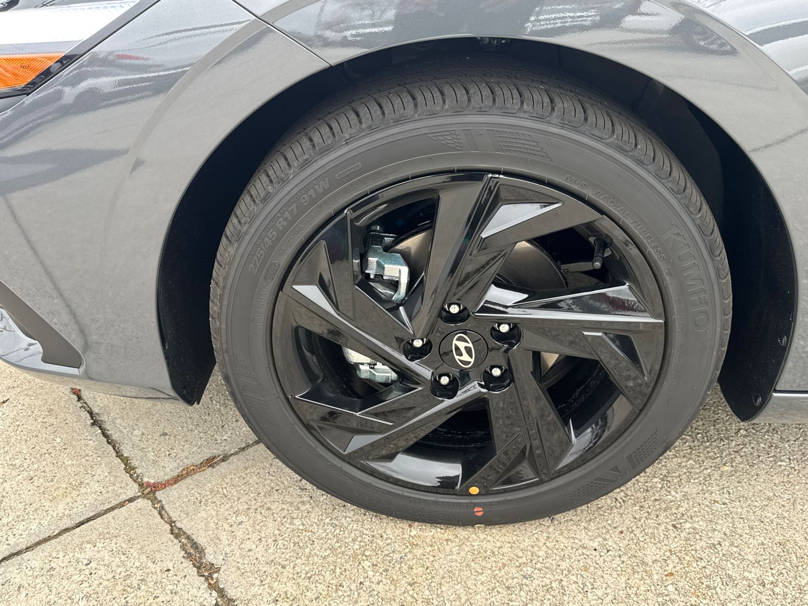 New 2026 Gray HYUNDAI SEL Sport image 12