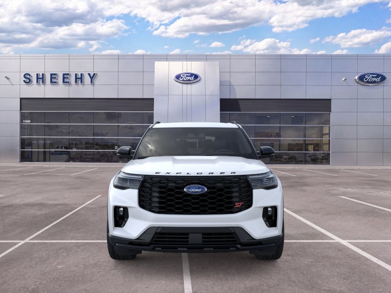 New 2026 Star White Metallic Tri-Coat Ford ST image 2