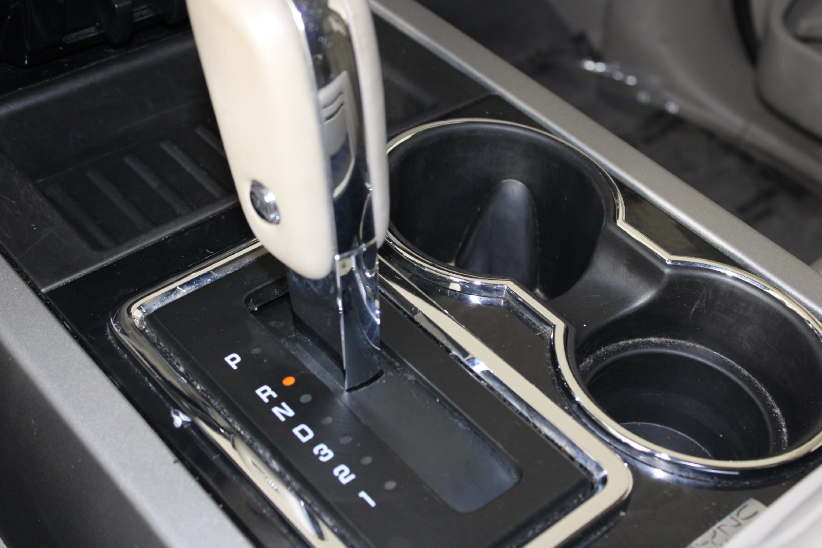 Used 2014 Black Ford Limited image 18