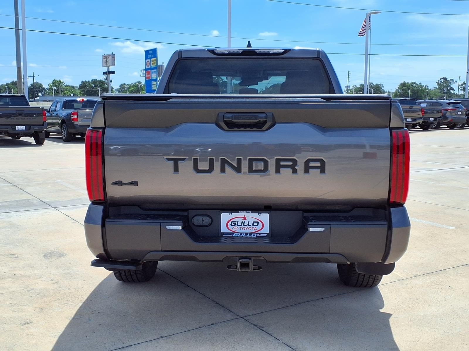 2023 Toyota Tundra SR5 - 6