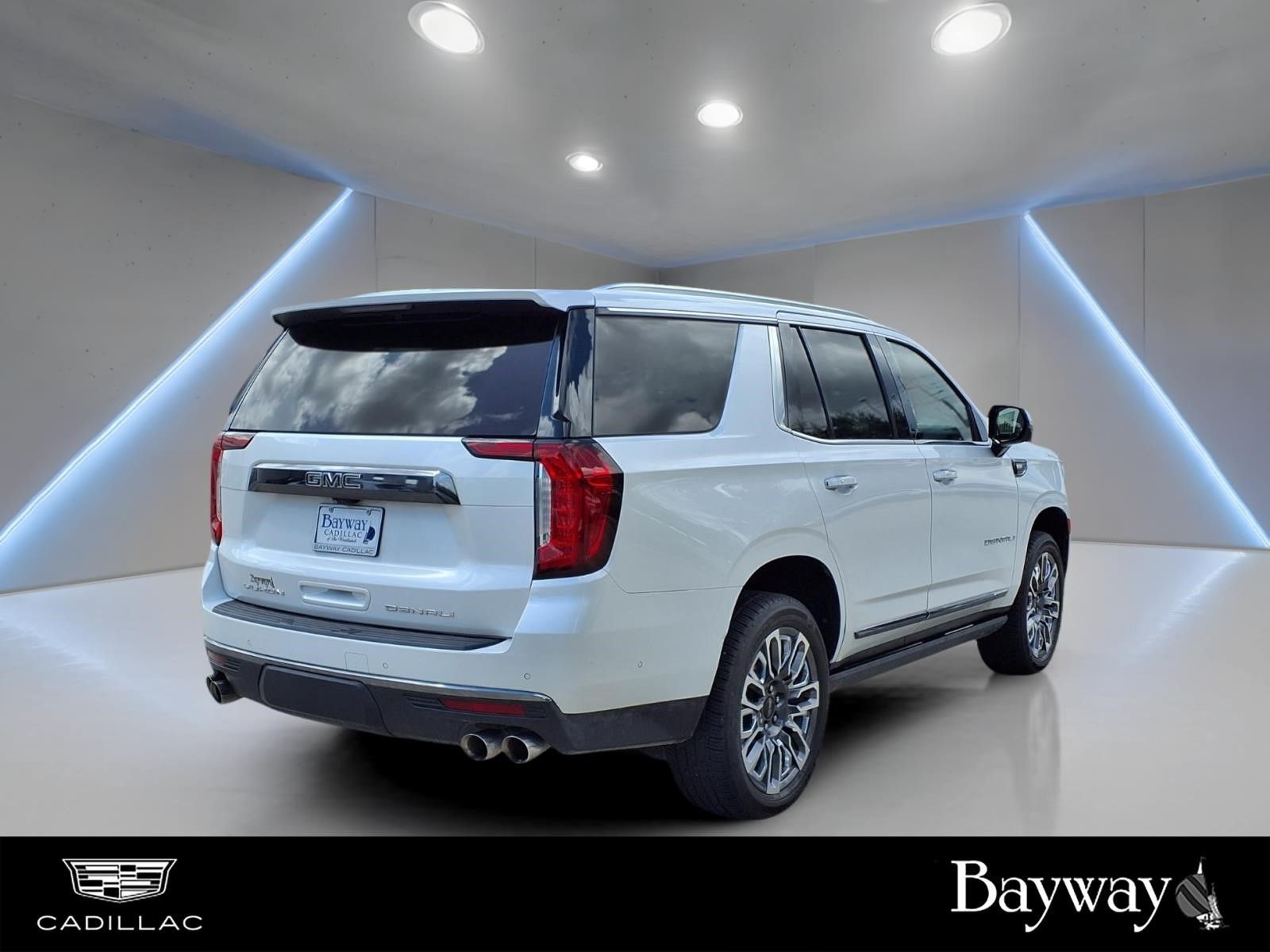 2023 GMC Yukon Denali Ultimate White at DeMontrond Auto Country