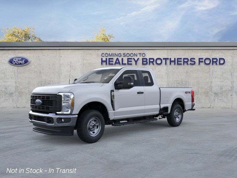 Oxford White 2026 Ford F-250 Super Duty Pickup Truck Four-Wheel Drive Automatic