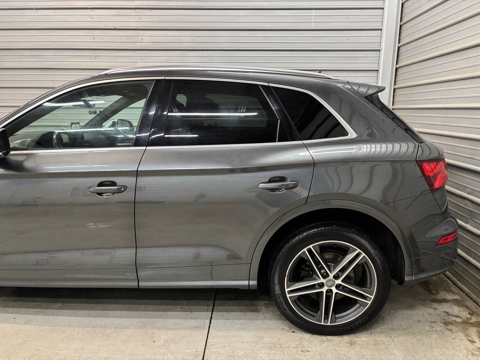 2020 Audi SQ5 3.0T quattro Premium - Image 5