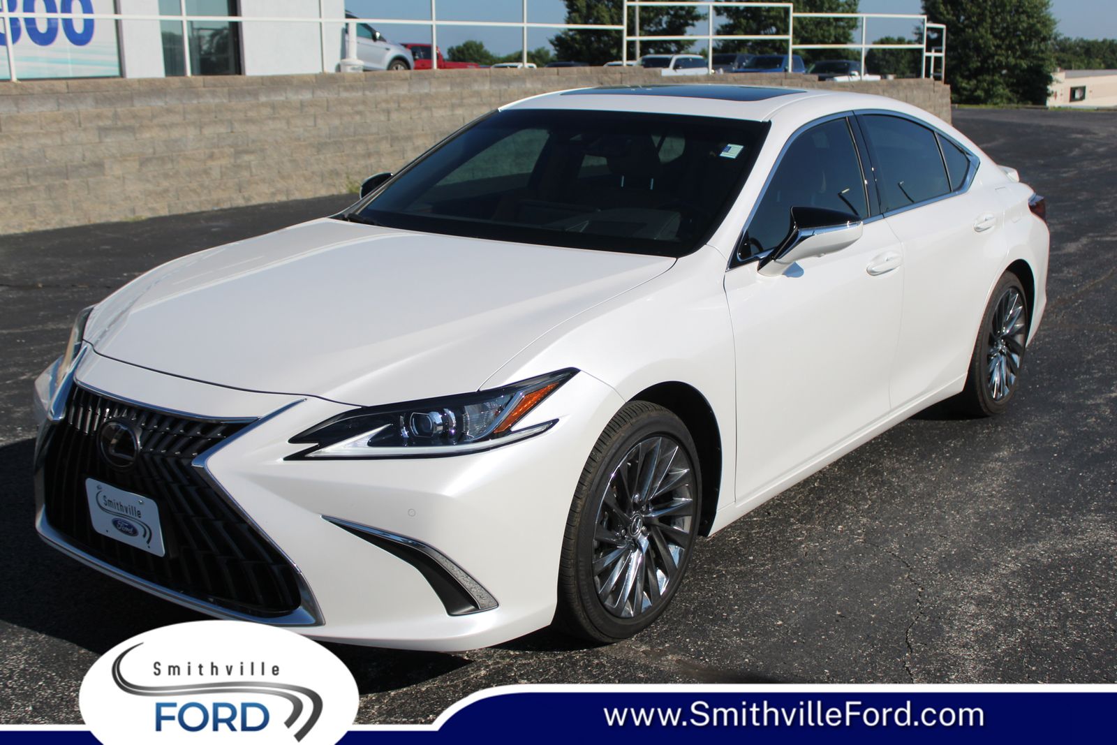 2025 Lexus ES Hybrid 300h Luxury FWD
