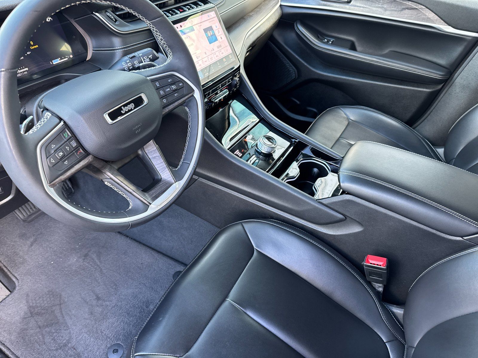 used 2023 Jeep Grand Cherokee car, priced at $25,998