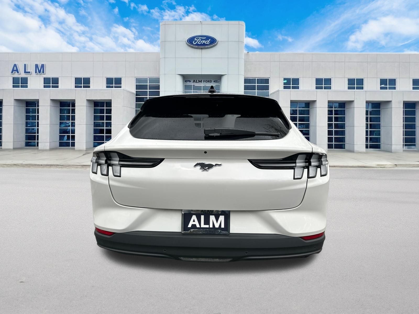New 2026 Star White Metallic Tri-coat Ford Premium image 7