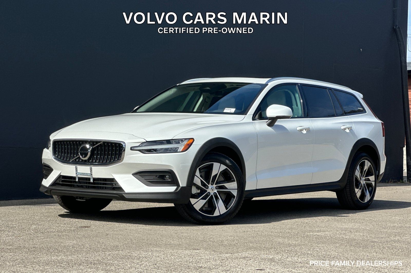 Crystal White Pearl 2025 Volvo V60 Wagon All-Wheel Drive Automatic