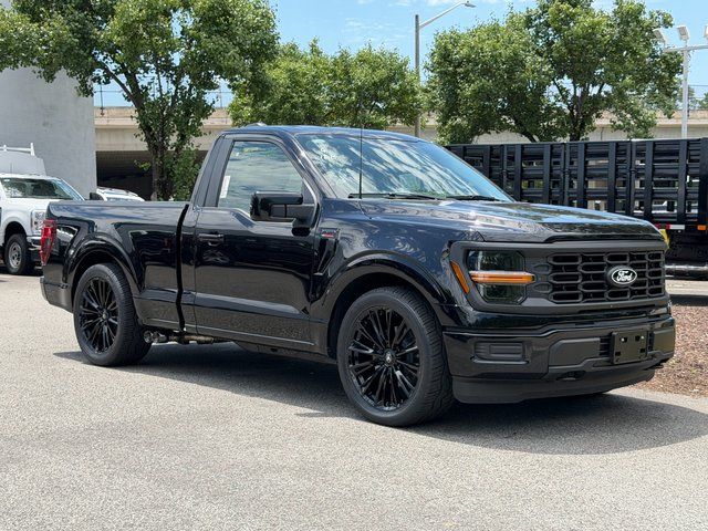 Black Metallic 2026 Ford F-150 XL Regular Cab 4WD Pickup Truck Four-Wheel Drive Automatic