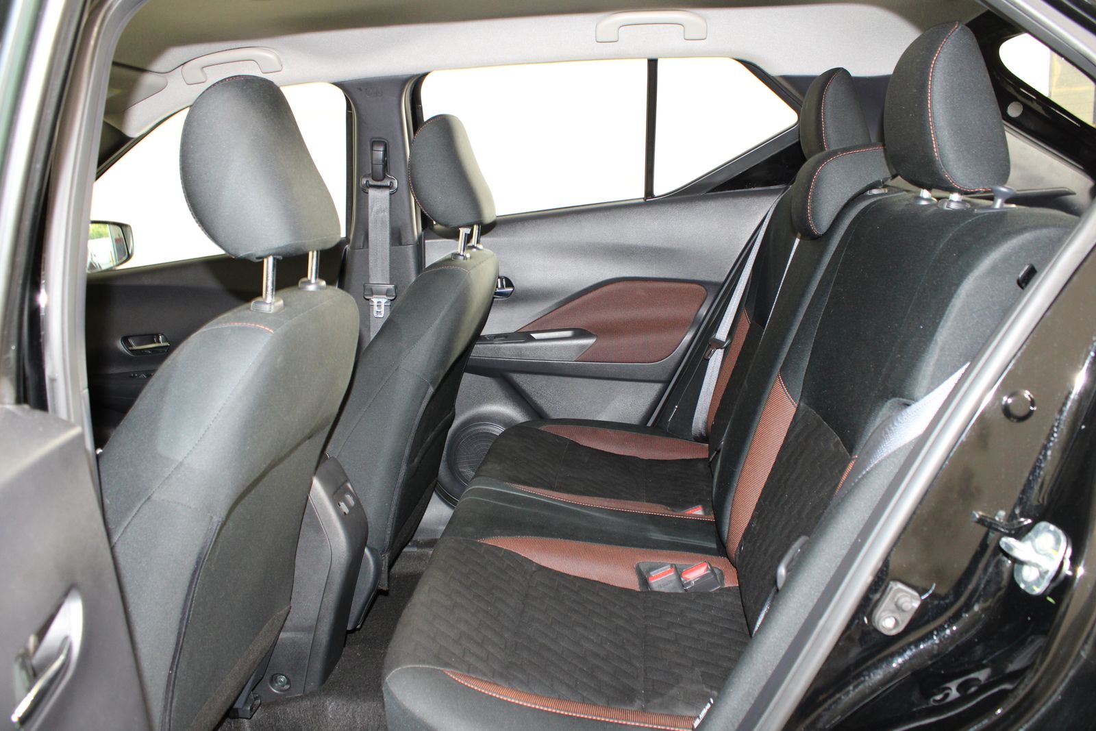 Used 2024 Black Nissan SR image 15