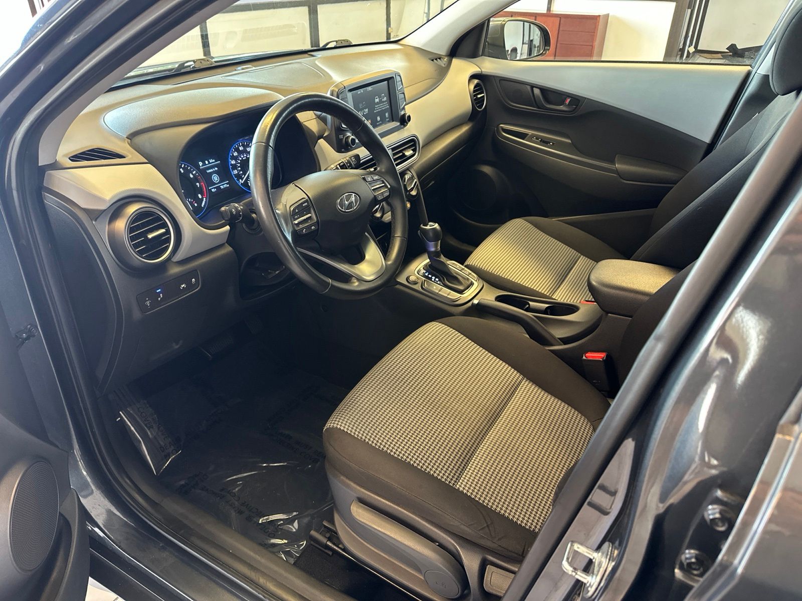 Used 2021 Thunder Gray Hyundai SEL image 9