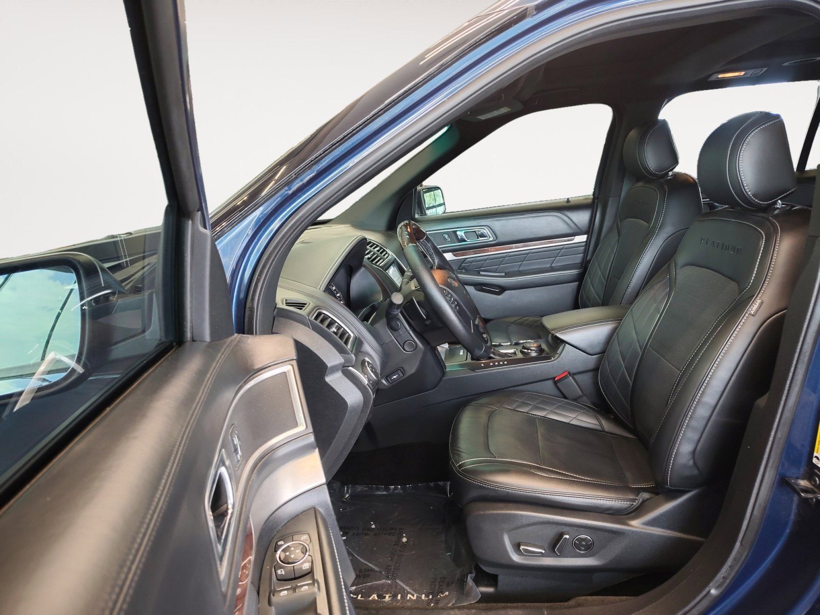 Used Car 2017 Ford Explorer  Platinum For Sale Under $15,000 In San Antonio, Texas