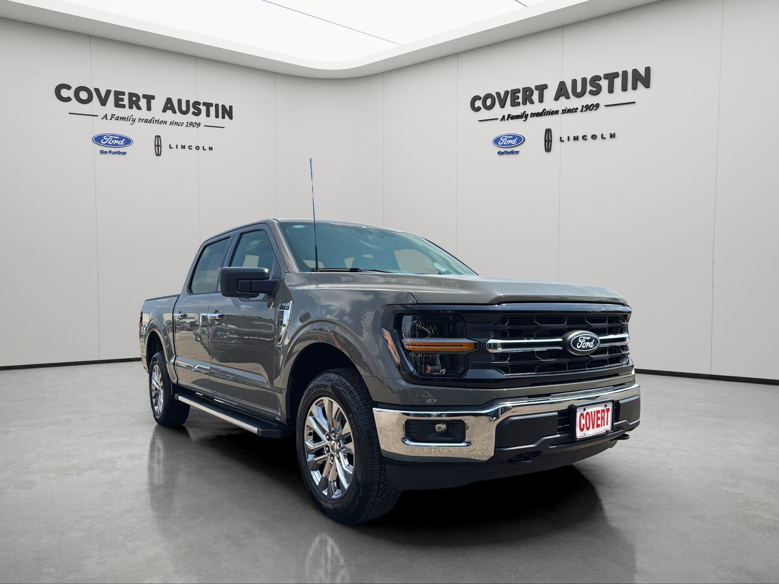 Certified Used 2026 Gray Ford XLT image 7