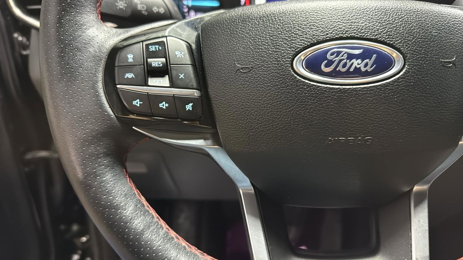 Used Car 2023 Ford Explorer  St-line For Sale Under $30,000 In Austin, Texas