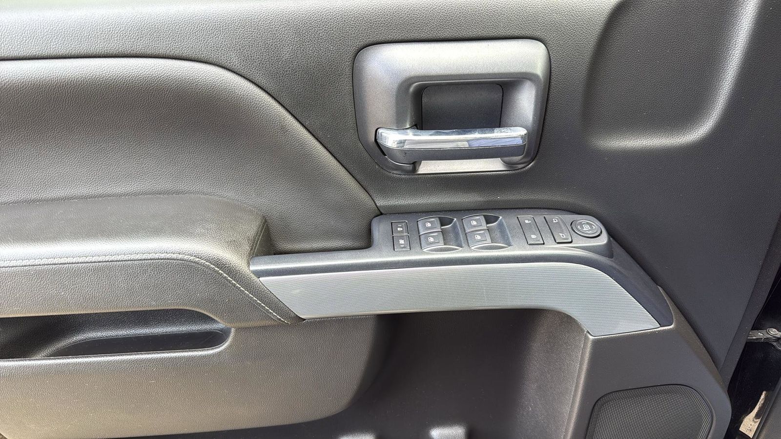 Used Car 2018 Chevrolet Silverado 1500  Lt For Sale Under $25,000 In Austin, Texas