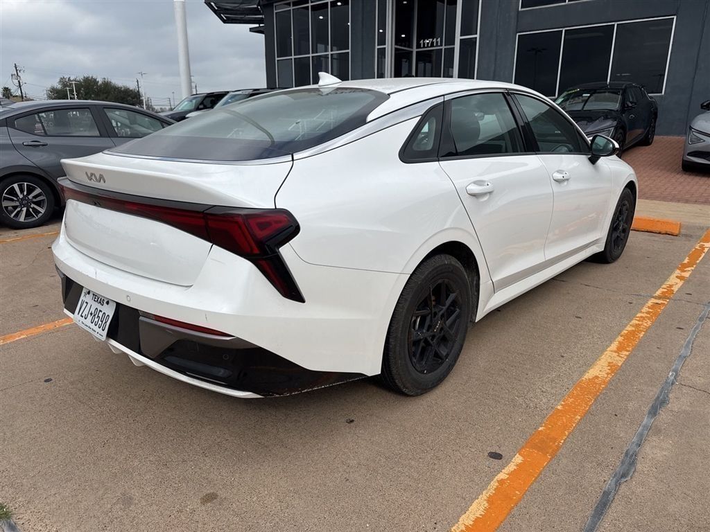 2025 Kia K5 LXS FWD