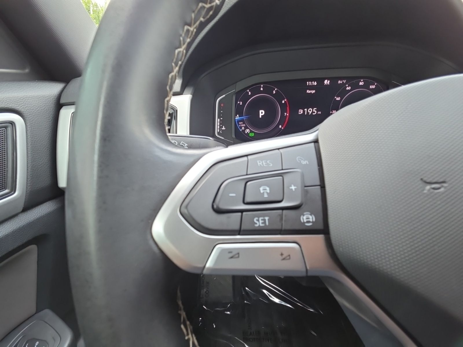 Used 2023 Gray Volkswagen 3.6L V6 SE w/Technology image 18
