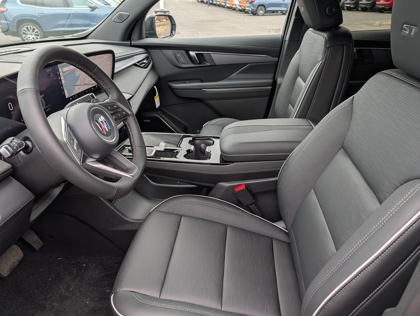 View vehicle photo 4