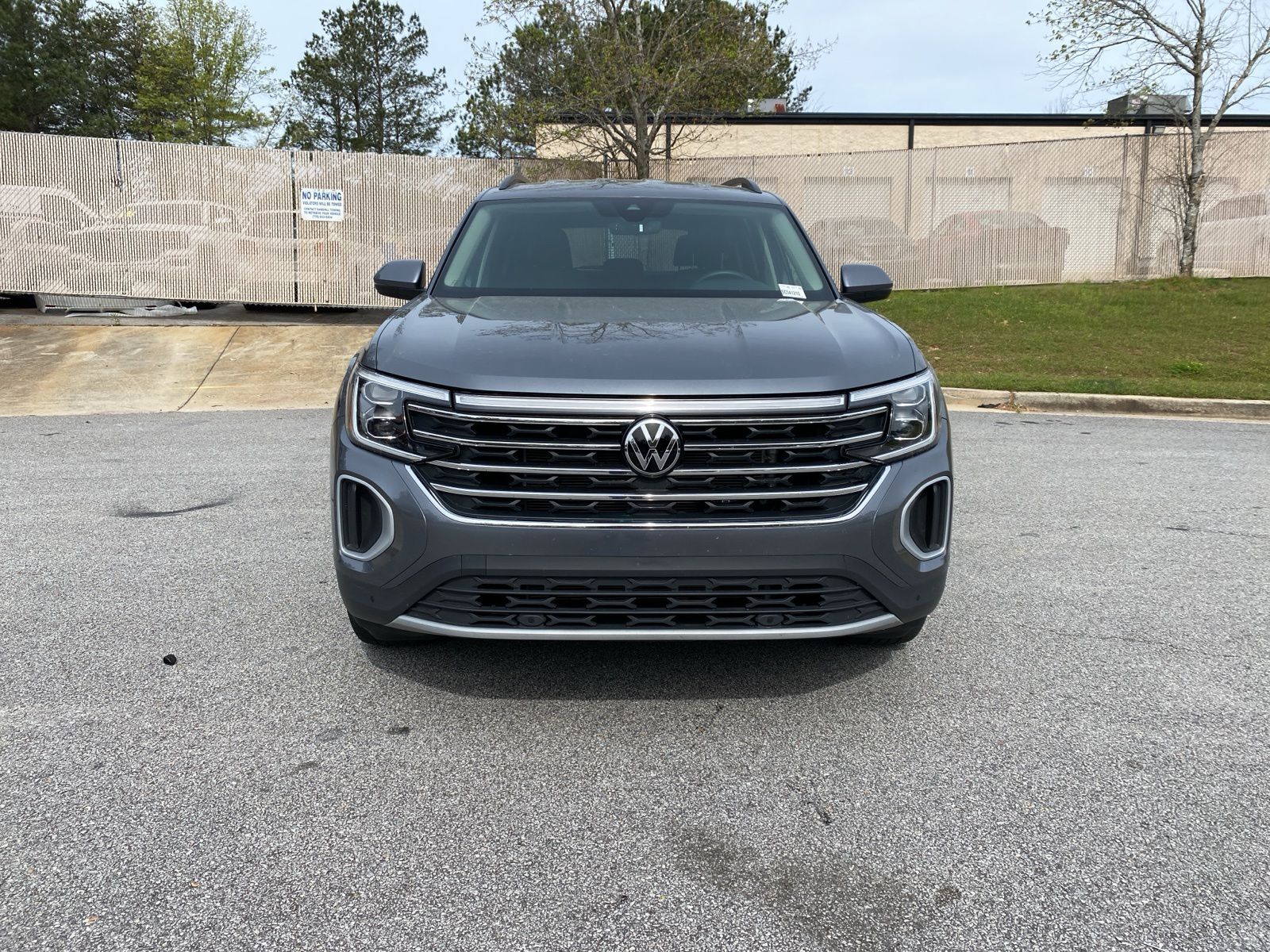 Gray 2025 Volkswagen Atlas SE FWD with Technology SUV / Crossover Front-Wheel Drive 8-Speed Automatic