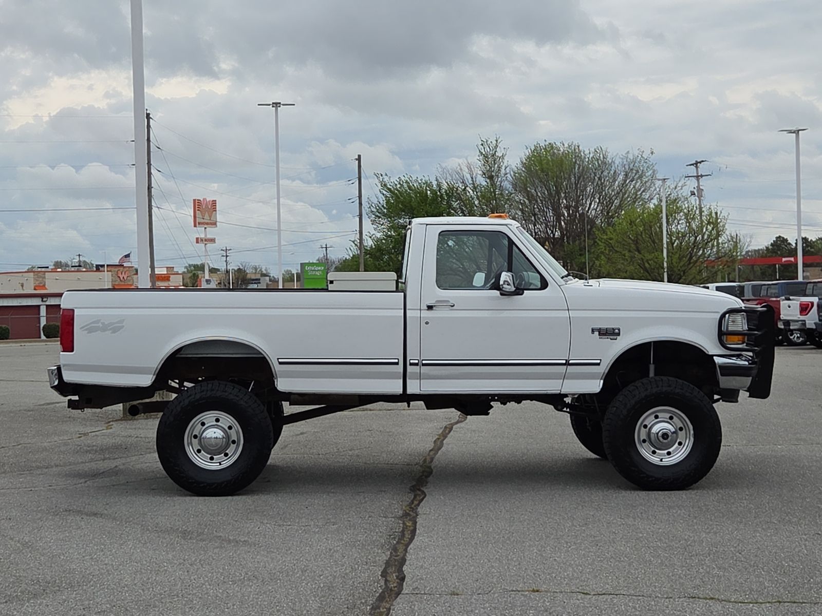 View vehicle photo 6