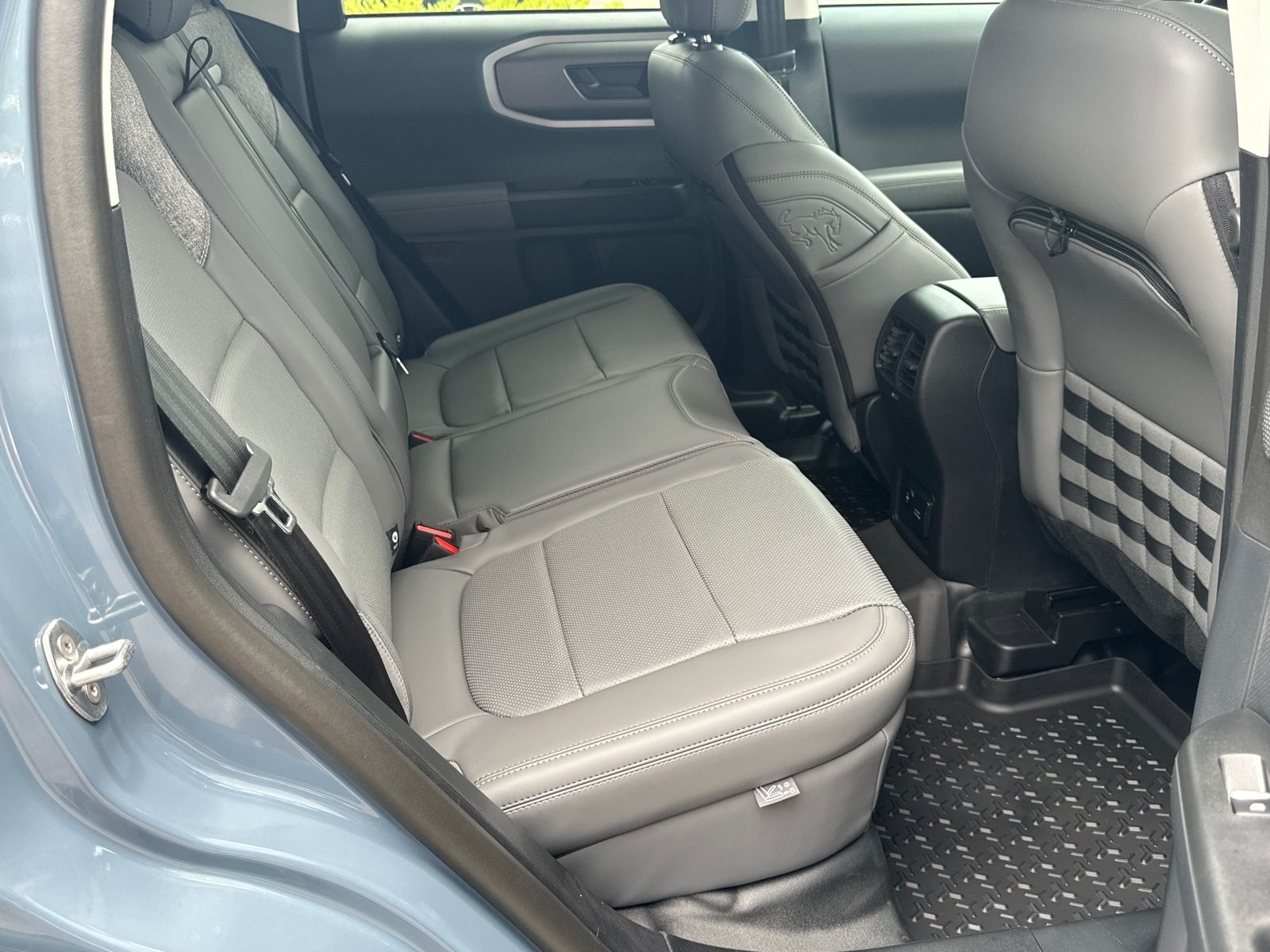 New 2026 Azure Gray Metallic Tri-Coat Ford Badlands® image 16