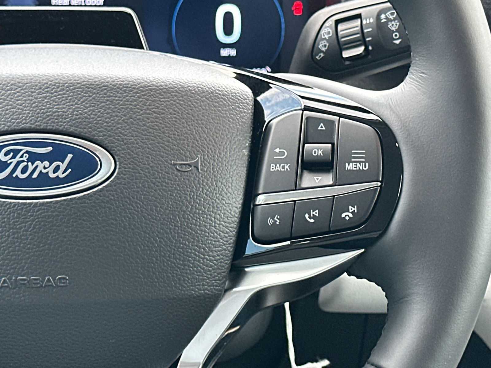 New 2026 Carbonized Gray Metallic Ford Platinum™ image 27
