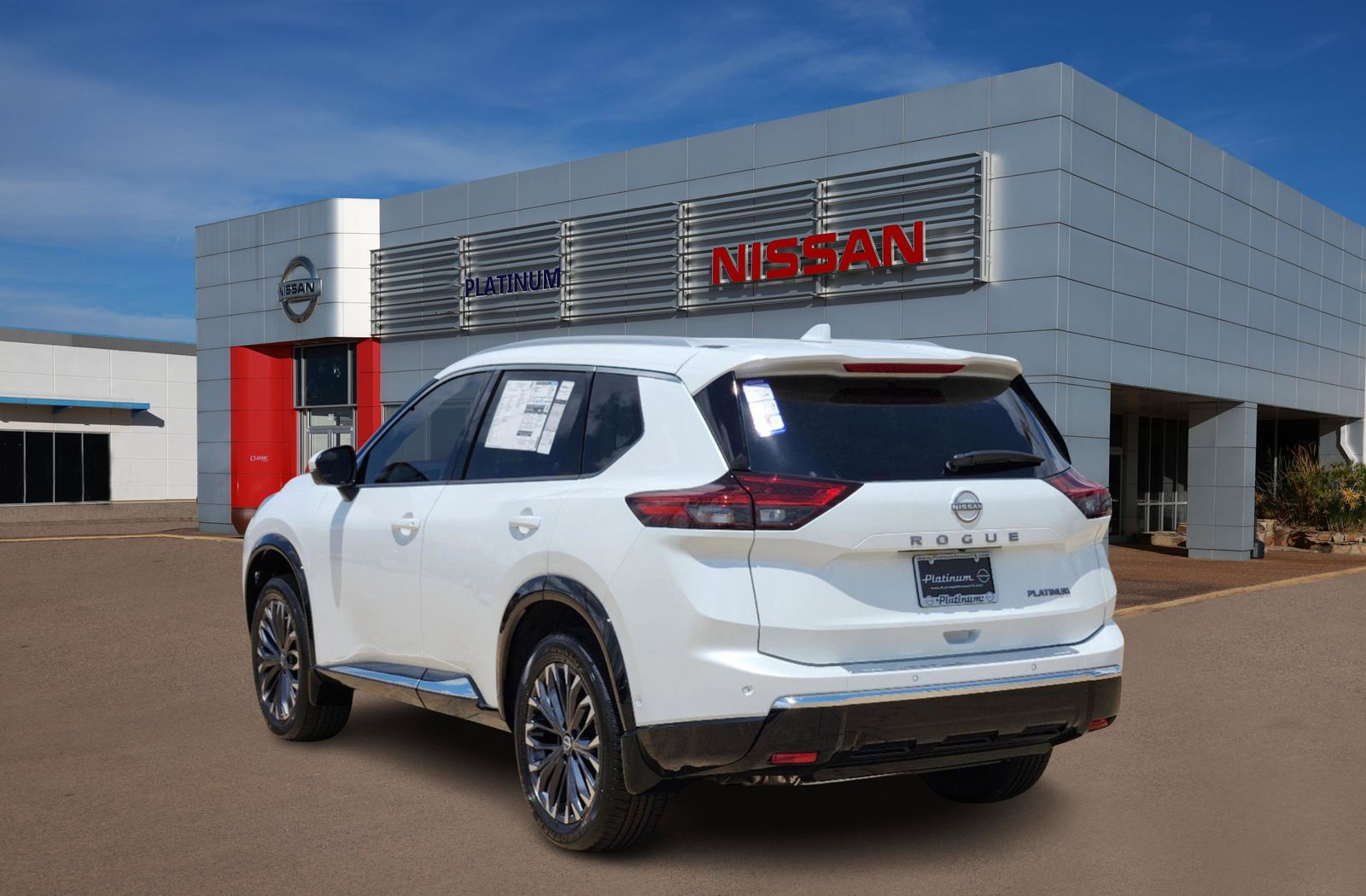 2024 Nissan Rogue Platinum 3