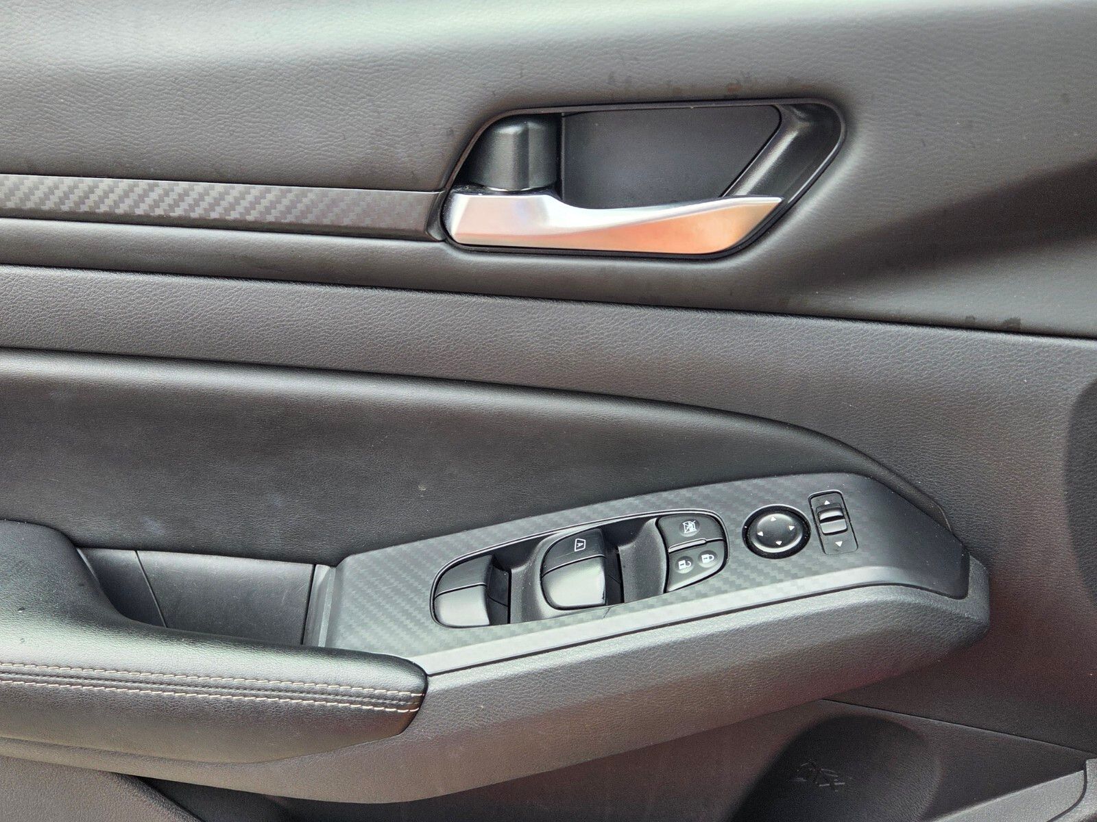 2025 Nissan Altima SV - Photo 28