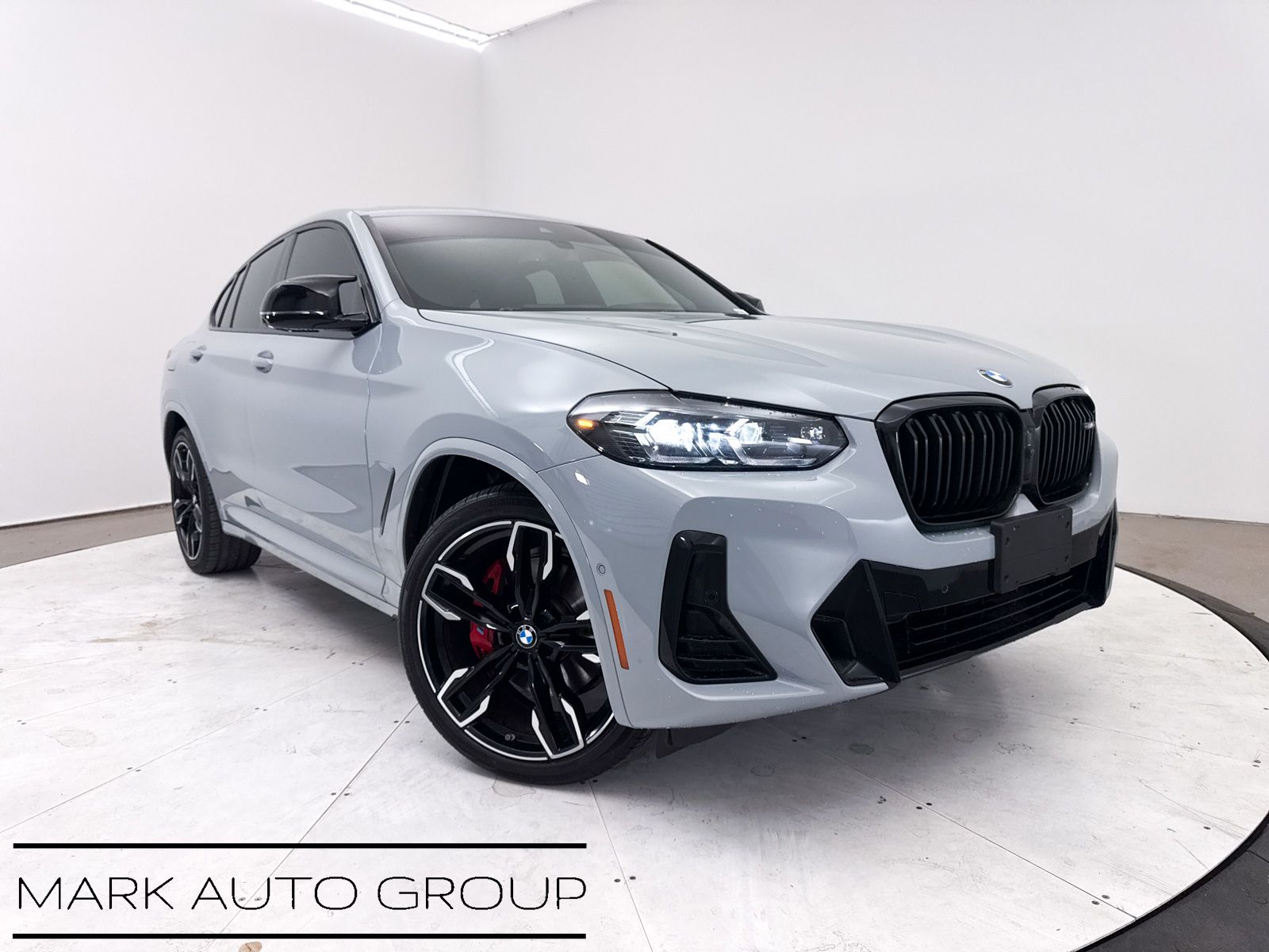 2024 BMW X4 M40i